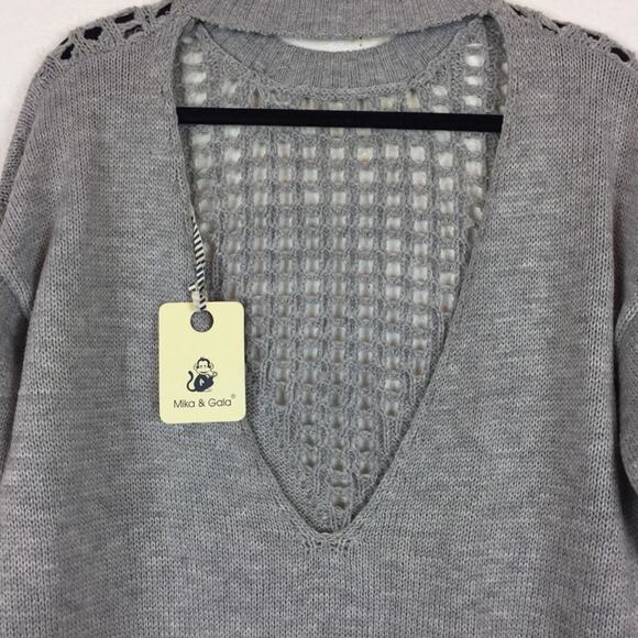 NWT Mika & Gala LF Grey Knit Lightweight Sweater XS Cut Out Deep V Open Back - Picture 9 of 10